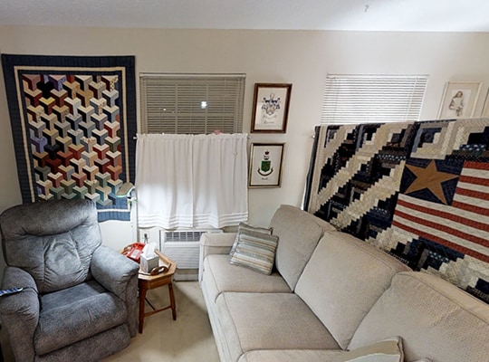 wallickseniorliving-oakleaf-columbus-studio-image
